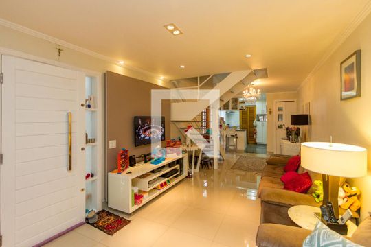 Sala de casa à venda com 3 quartos, 149m² em Itaim Bibi, São Paulo