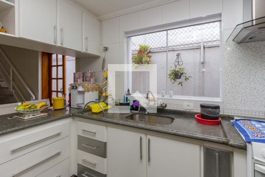 Cozinha de casa à venda com 3 quartos, 149m² em Itaim Bibi, São Paulo