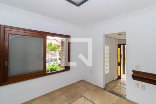 Casa à venda com 5 quartos, 280m² em Estância Velha, Canoas