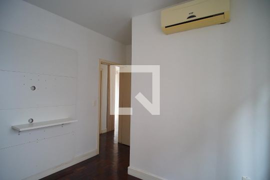 Quarto 1 de apartamento à venda com 3 quartos, 79m² em Petrópolis, Porto Alegre