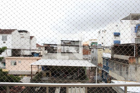 Vista do Quarto 1 de apartamento para alugar com 2 quartos, 50m² em Olaria, Rio de Janeiro