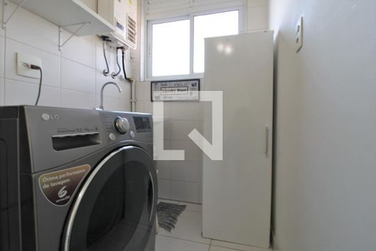 Área de serviço de apartamento para alugar com 2 quartos, 67m² em Brooklin Paulista, São Paulo