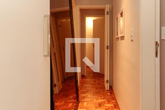 Corredor de apartamento à venda com 3 quartos, 95m² em Pinheiros, São Paulo