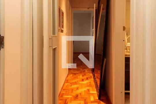 Corredor de apartamento à venda com 3 quartos, 95m² em Pinheiros, São Paulo