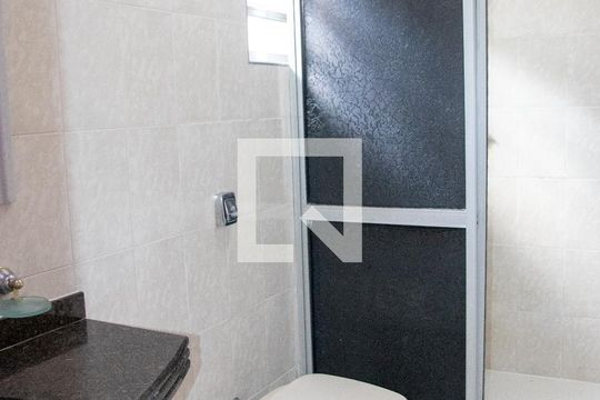 Banheiro 1 de casa à venda com 3 quartos, 200m² em Parada Inglesa, São Paulo