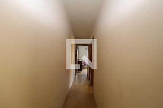 Corredor de casa à venda com 3 quartos, 140m² em Parque Imperial, São Paulo