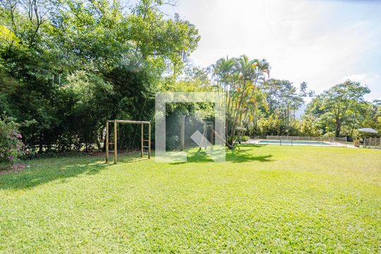 Área Externa - QuintalÁrea Externa - Quintal de casa de condomínio à venda com 5 quartos, 400m² em Ouro Velho Mansões, Nova Lima