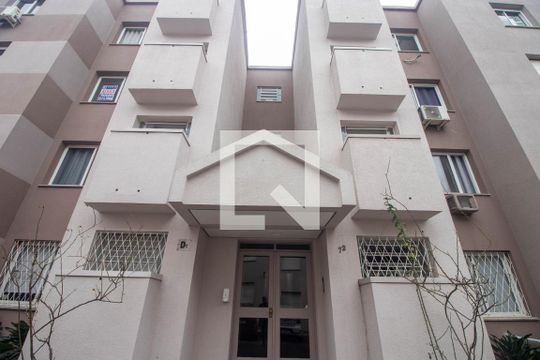 Fachada de apartamento para alugar com 2 quartos, 45m² em Petrópolis, Porto Alegre