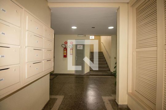Área comum de apartamento para alugar com 2 quartos, 45m² em Petrópolis, Porto Alegre