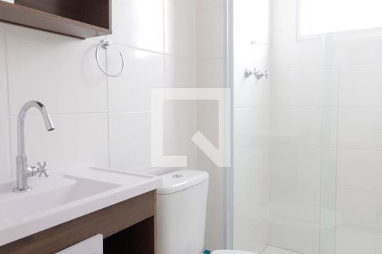 Banheiro de apartamento à venda com 2 quartos, 55m² em Piedade, Rio de Janeiro