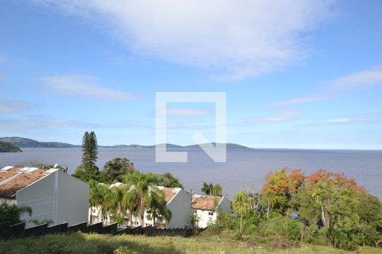 Vista do Guaiba na região de casa de condomínio para alugar com 3 quartos, 245m² em Pedra Redonda, Porto Alegre