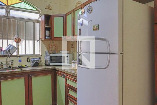 Cozinha de casa à venda com 4 quartos, 354m² em Horto Florestal, Belo Horizonte