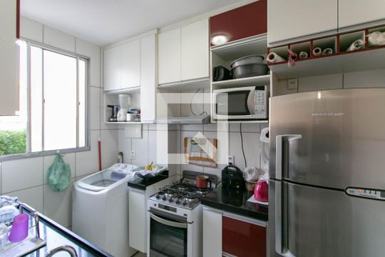 Cozinha e Área de Serviço de apartamento à venda com 2 quartos, 50m² em Castelo, Belo Horizonte