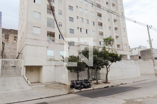 Fachada do Condomínio de apartamento à venda com 2 quartos, 56m² em Cidade Jardim Cumbica, Guarulhos