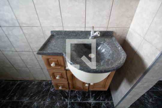 Banheiro da Suíte de casa à venda com 3 quartos, 100m² em Vila Brasil, São Paulo