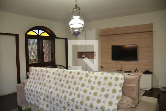 Casa de Condomínio à venda com 4 quartos, 553m² em Badu, Niterói