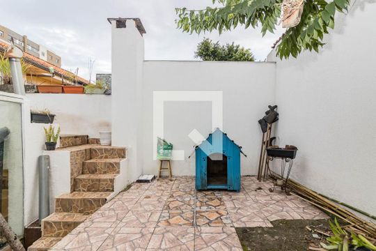 Área comum de casa de condomínio à venda com 3 quartos, 220m² em Santo Antônio, Porto Alegre