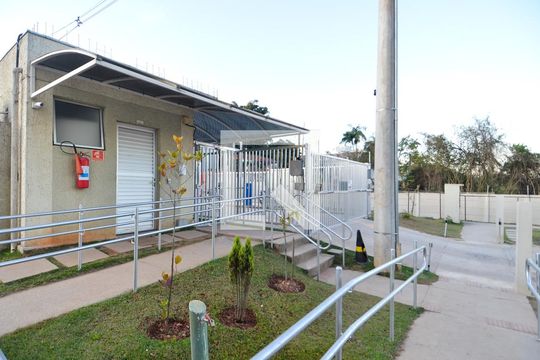 Entrada - Portaria de apartamento para alugar com 2 quartos, 48m² em Vila Nova Bonsucesso, Guarulhos