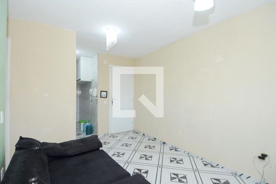 Sala de apartamento para alugar com 2 quartos, 48m² em Vila Nova Bonsucesso, Guarulhos