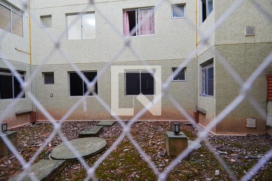 Vista do Quarto 2  de apartamento para alugar com 2 quartos, 48m² em Vila Nova Bonsucesso, Guarulhos
