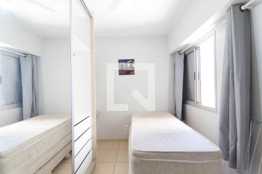 Suíte 1 de apartamento para alugar com 2 quartos, 64m² em Jardim Goiás, Goiânia