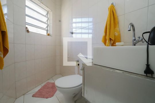 Banheiro da Quarto 2 de casa à venda com 2 quartos, 100m² em Alto da Lapa, São Paulo