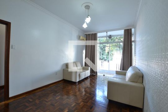 Sala 1 de casa à venda com 4 quartos, 250m² em Azenha, Porto Alegre