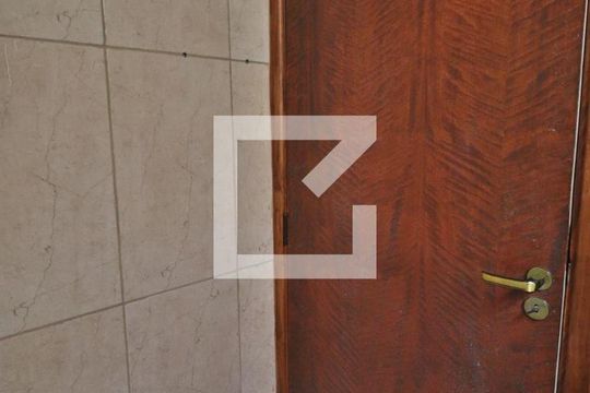 Banheiro de casa para alugar com 1 quarto, 75m² em Vila Madalena, São Paulo