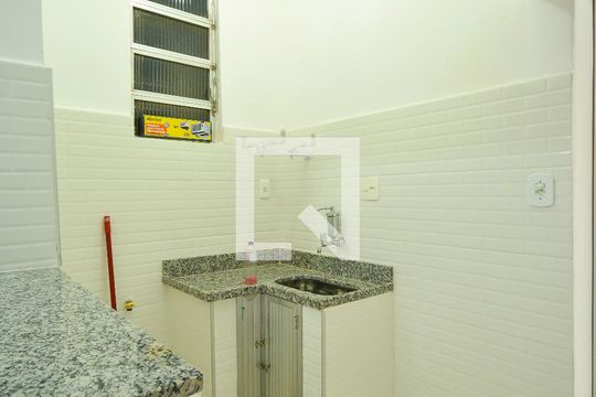 Cozinha de apartamento à venda com 1 quarto, 37m² em Centro, Rio de Janeiro