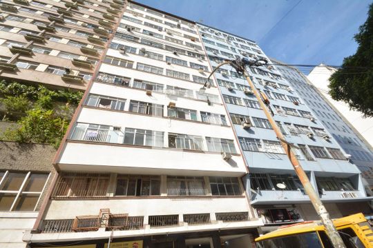 Fachada de apartamento à venda com 1 quarto, 37m² em Centro, Rio de Janeiro