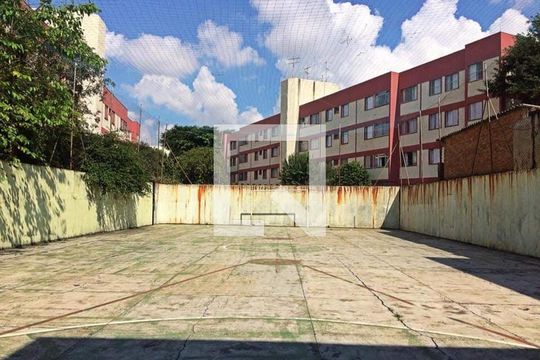 Quadra Esportiva de apartamento à venda com 3 quartos, 80m² em Vila Constança, São Paulo