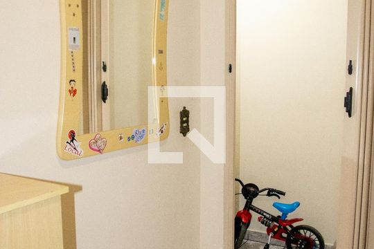 Quarto 1 de apartamento à venda com 3 quartos, 80m² em Vila Constança, São Paulo