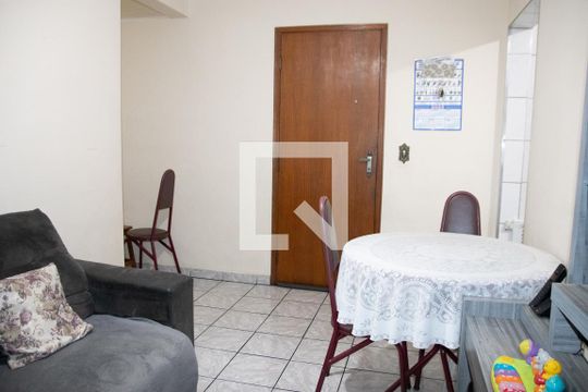 Sala de apartamento à venda com 3 quartos, 80m² em Vila Constança, São Paulo