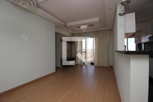 Sala de apartamento para alugar com 3 quartos, 80m² em Samambaia Sul (samambaia), Brasília