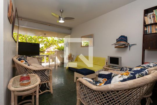 Apartamento para alugar com 4 quartos, 120m² em Enseada, Guarujá