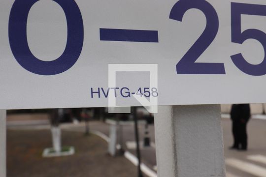 Código de apartamento para alugar com 2 quartos, 63m² em Jardim Guairaca, São Paulo