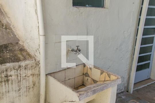 Área de Serviço de casa para alugar com 1 quarto, 40m² em Vila Isolina Mazzei, São Paulo