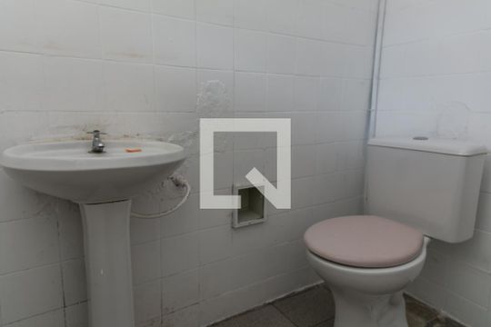 Banheiro de casa para alugar com 1 quarto, 40m² em Vila Isolina Mazzei, São Paulo