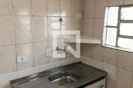 Cozinha de casa para alugar com 1 quarto, 40m² em Vila Isolina Mazzei, São Paulo