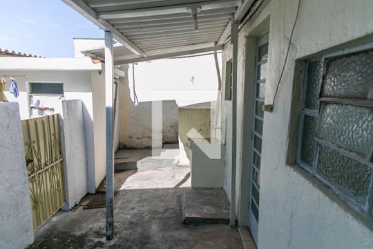 Área de Serviço de casa para alugar com 1 quarto, 40m² em Vila Isolina Mazzei, São Paulo