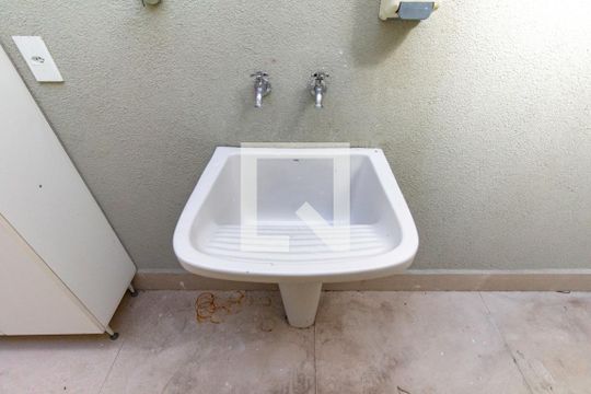 Área de Serviço de casa à venda com 4 quartos, 600m² em Cambuci, São Paulo