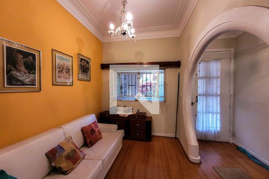 SALA de casa à venda com 3 quartos, 285m² em Cambuci, São Paulo