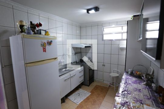 Cozinha de apartamento à venda com 2 quartos, 49m² em Conjunto Habitacional Padre Manoel de Paiva, São Paulo