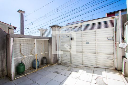 Garagem de apartamento à venda com 2 quartos, 48m² em Jardim Santo André, Santo André