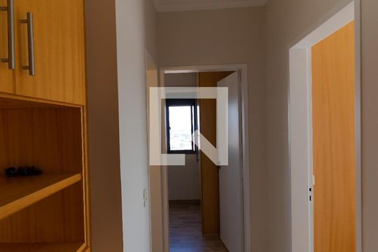 Corredor de apartamento à venda com 3 quartos, 89m² em Jardim Chapadão, Campinas