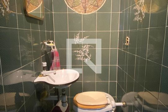 Lavabo de casa à venda com 5 quartos, 300m² em Jardim Iracema, Barueri