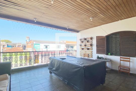varanda de casa à venda com 5 quartos, 300m² em Jardim Iracema, Barueri