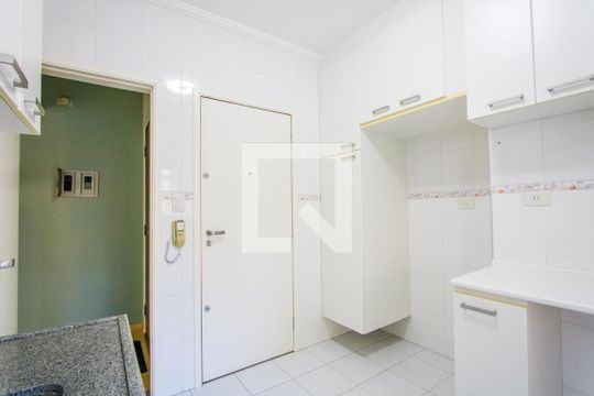 Cozinha de apartamento para alugar com 2 quartos, 71m² em Centro, Santo André