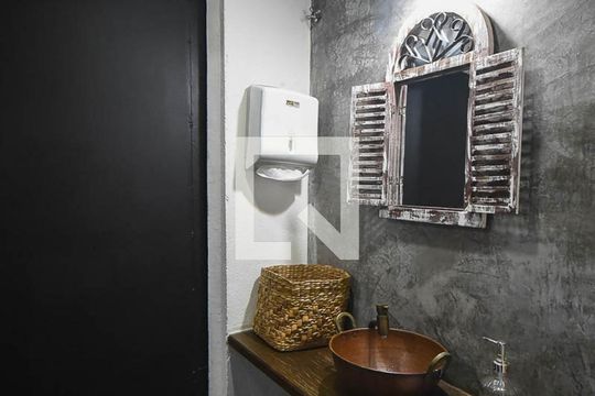 Lavabo da varanda de casa para alugar com 4 quartos, 600m² em Vila Inah, São Paulo
