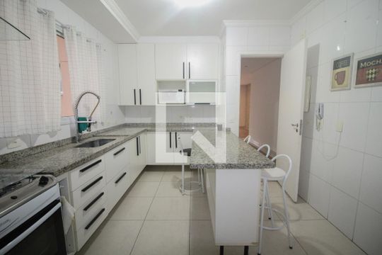 cozinha de apartamento à venda com 3 quartos, 129m² em Santa Teresinha, São Paulo